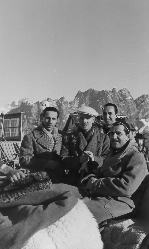 Dino Buzzati, Renzo Bongiovanni Radice e due amici a Cortina d’Ampezzo, metà anni 50